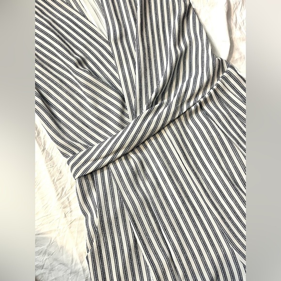 Elodie Striped Sleeveless Romper Jumpsuit Size Small - Picture 6 of 16